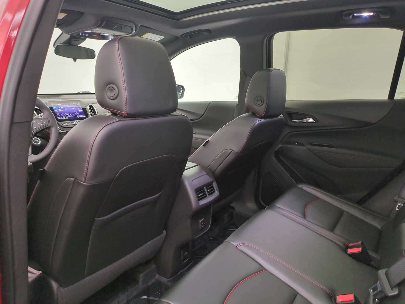 Thumbnail: 2024 Chevrolet Equinox - 17