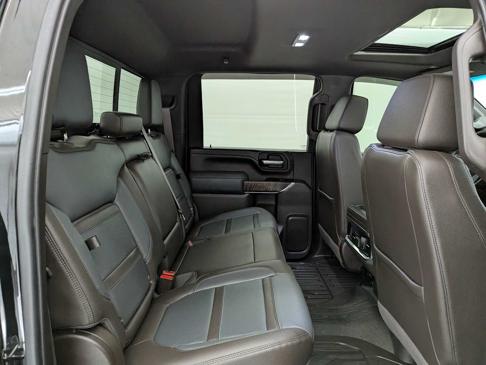 Thumbnail: 2022 GMC Sierra 3500 - 23