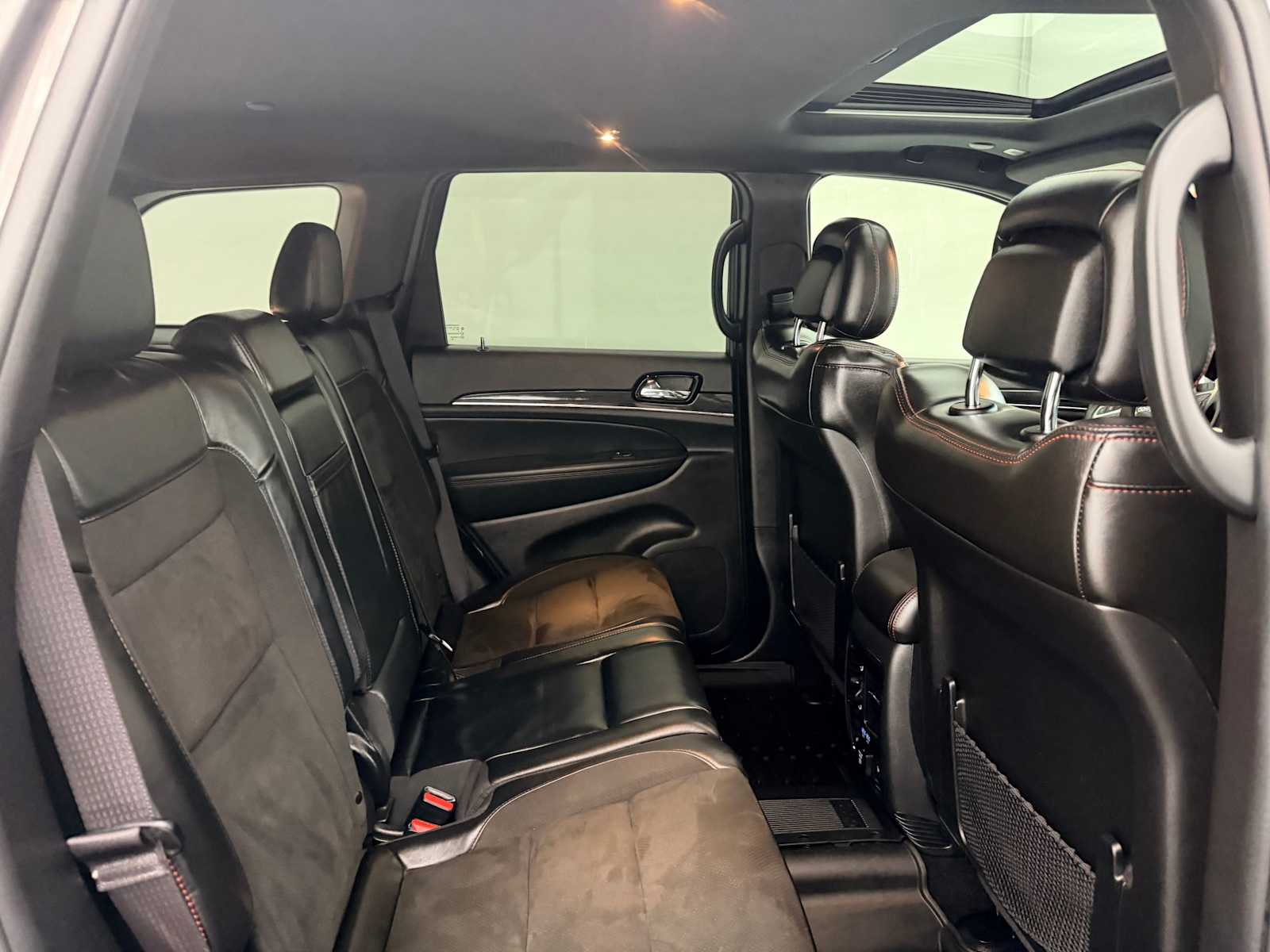 Thumbnail: 2021 Jeep Grand Cherokee - 23