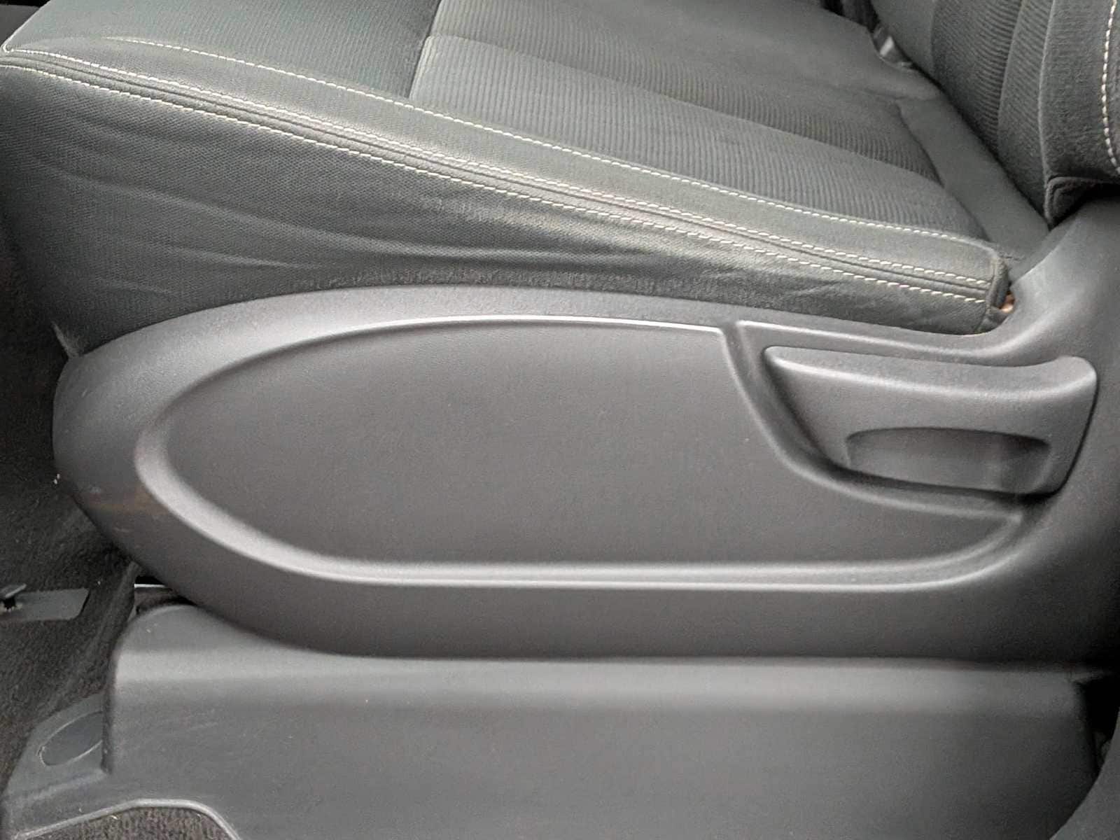 Thumbnail: 2019 Nissan Titan - 19