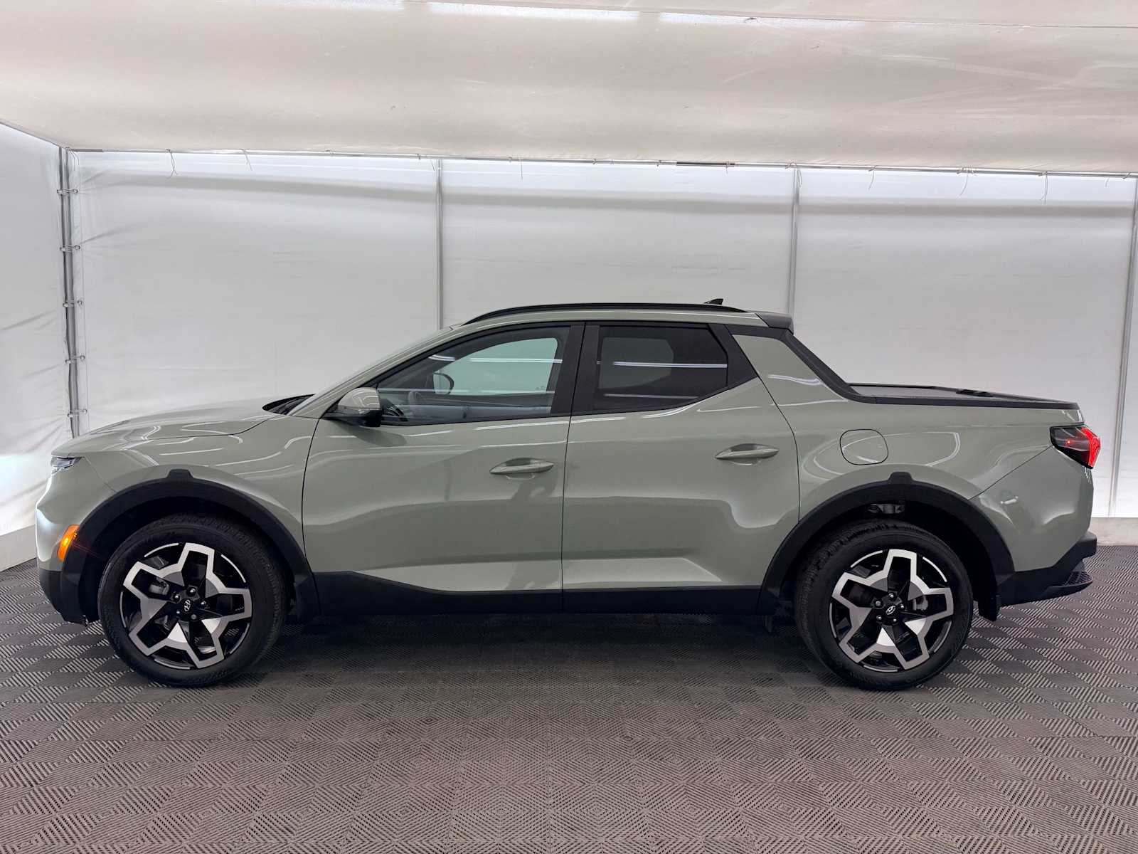 Thumbnail: 2024 Hyundai Santa Cruz - 3