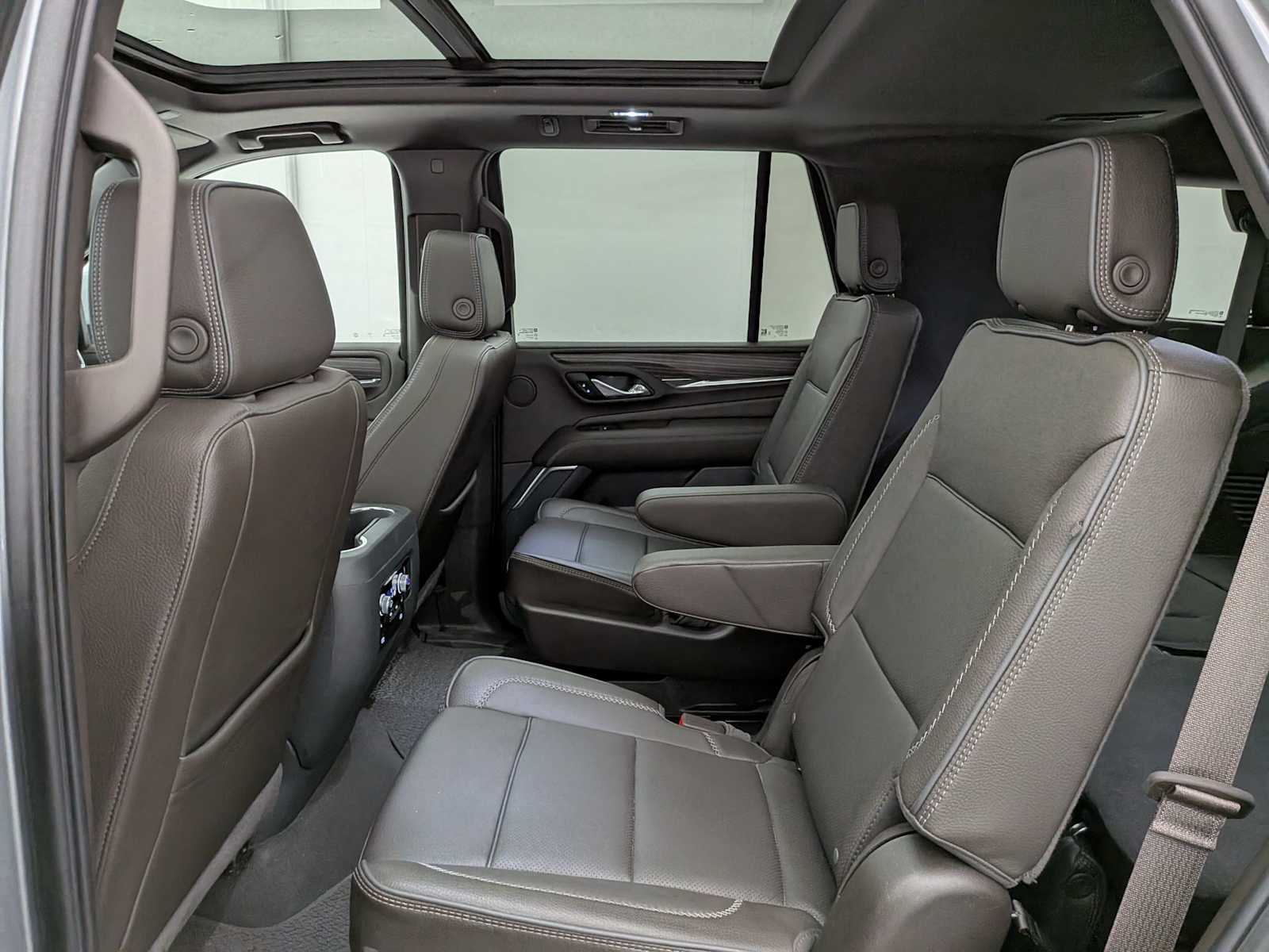 Thumbnail: 2024 GMC Yukon - 23