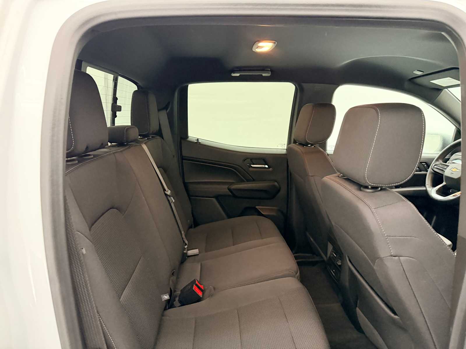 Thumbnail: 2024 Chevrolet Colorado - 21