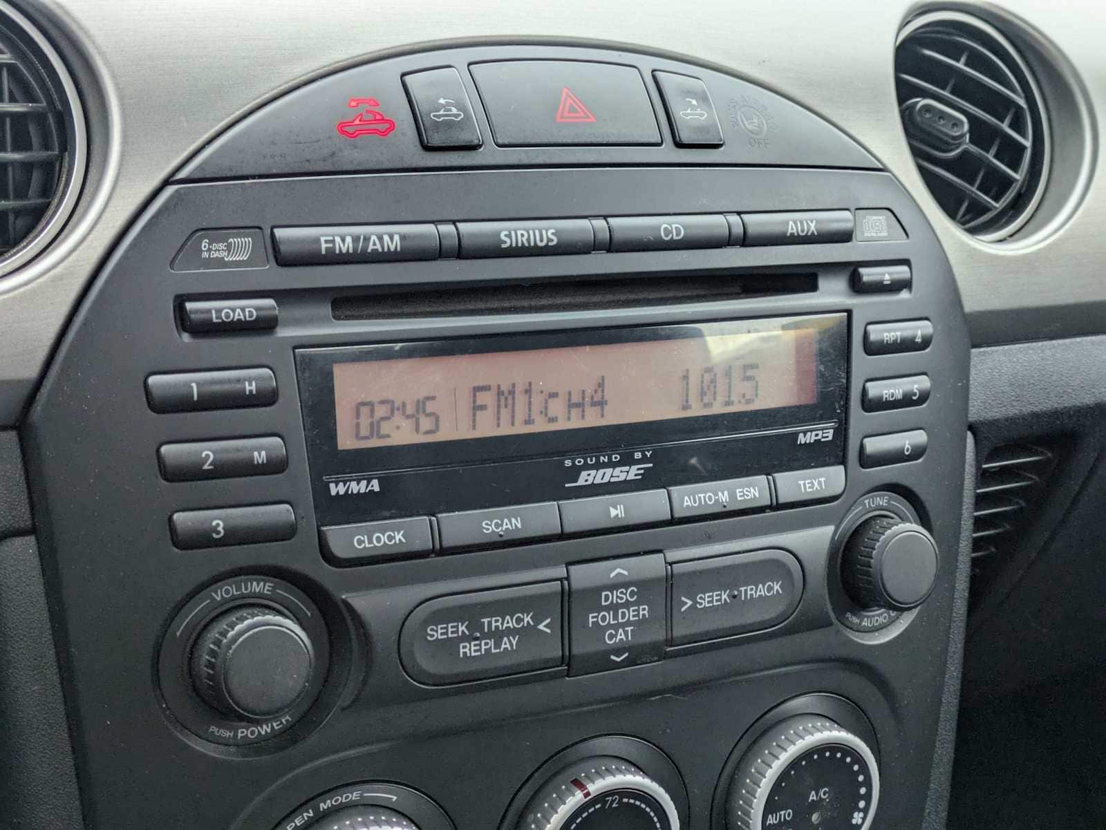 Thumbnail: 2011 Mazda MX-5 Miata - 24