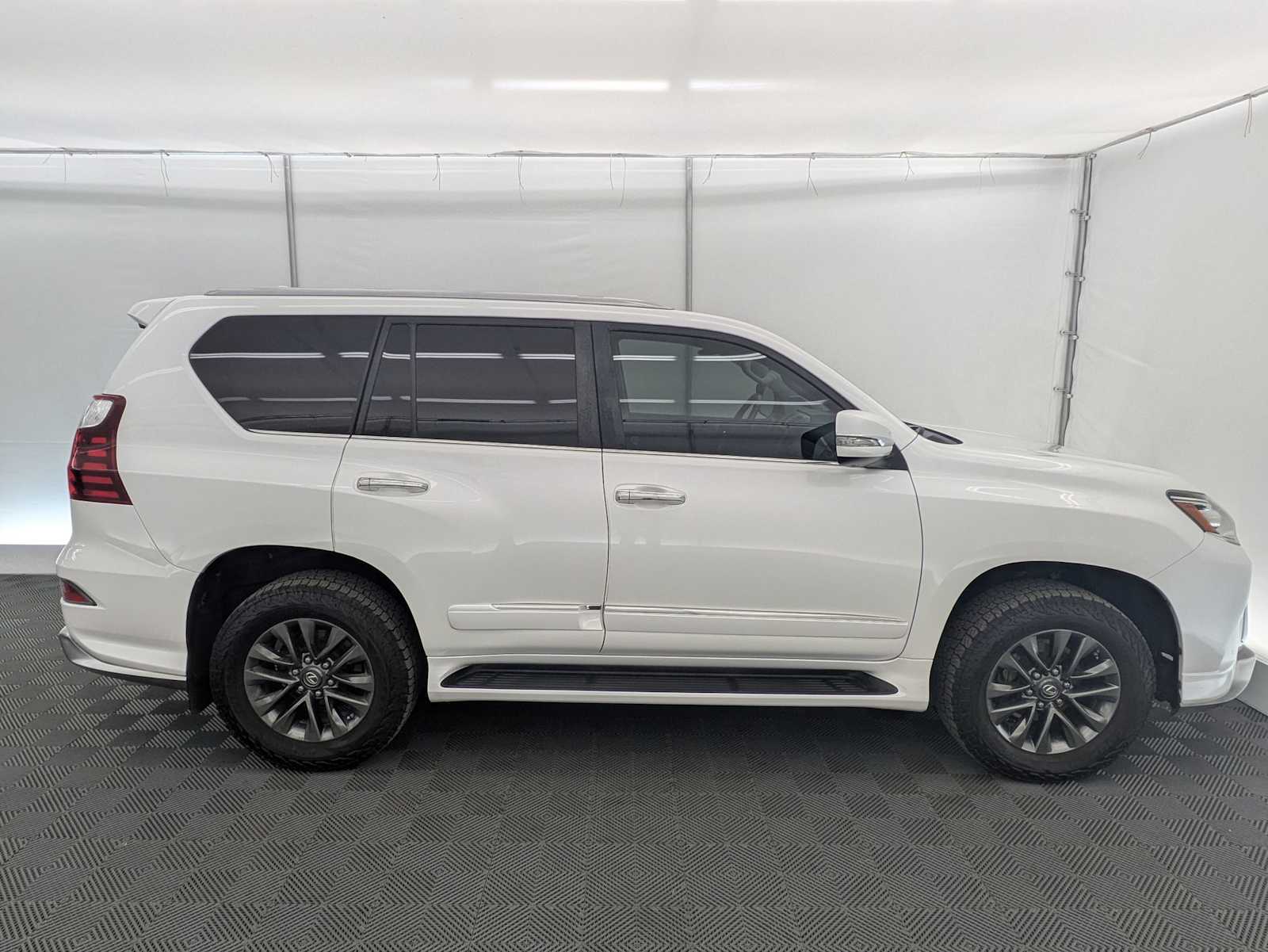 Thumbnail: 2018 Lexus GX - 7