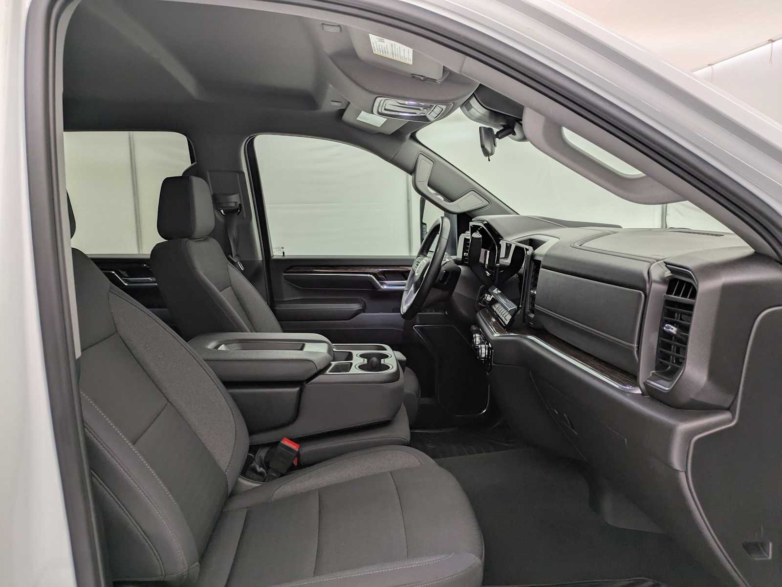 Thumbnail: 2024 GMC Sierra 3500 - 23