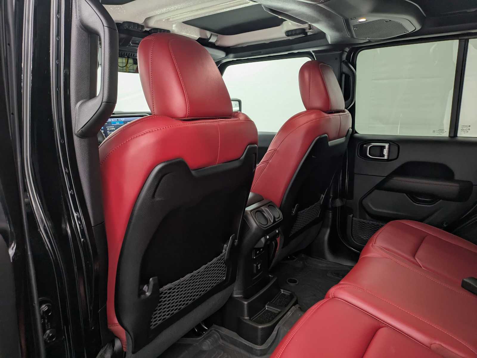 Thumbnail: 2024 Jeep Wrangler - 20