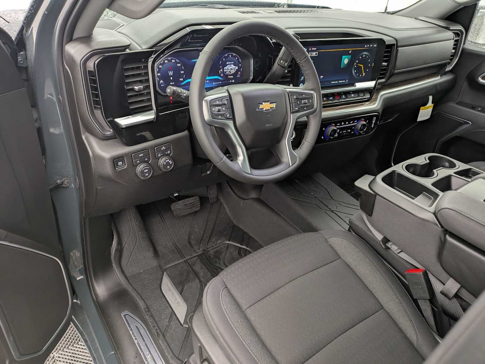 Thumbnail: 2026 Chevrolet Silverado 1500 - 2