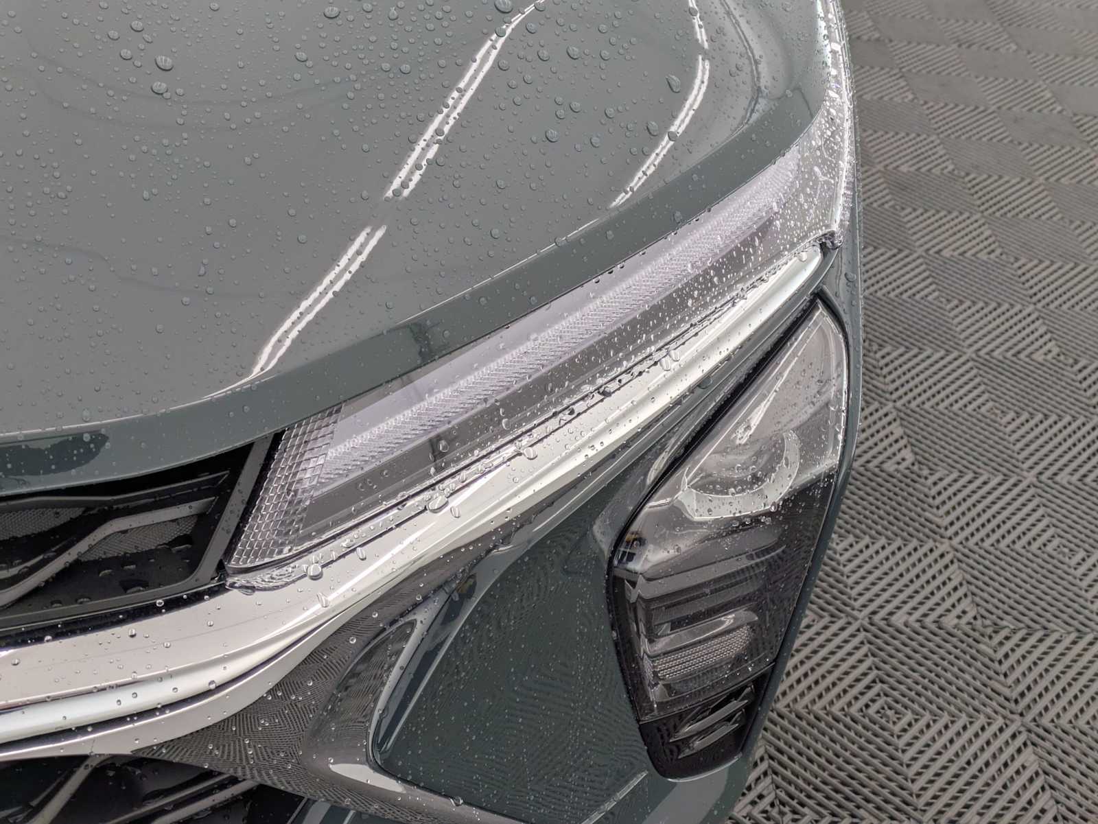 Thumbnail: 2026 Chevrolet Trax - 10