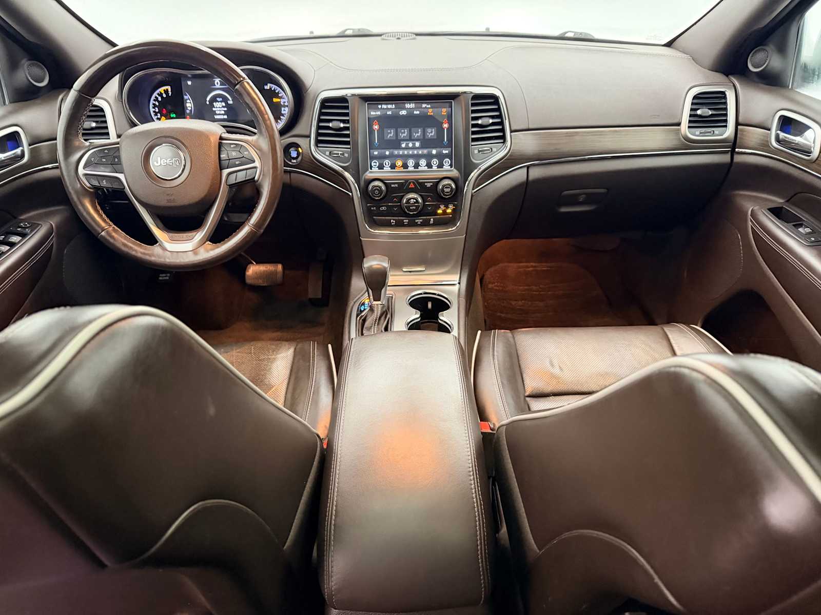 Thumbnail: 2018 Jeep Grand Cherokee - 16