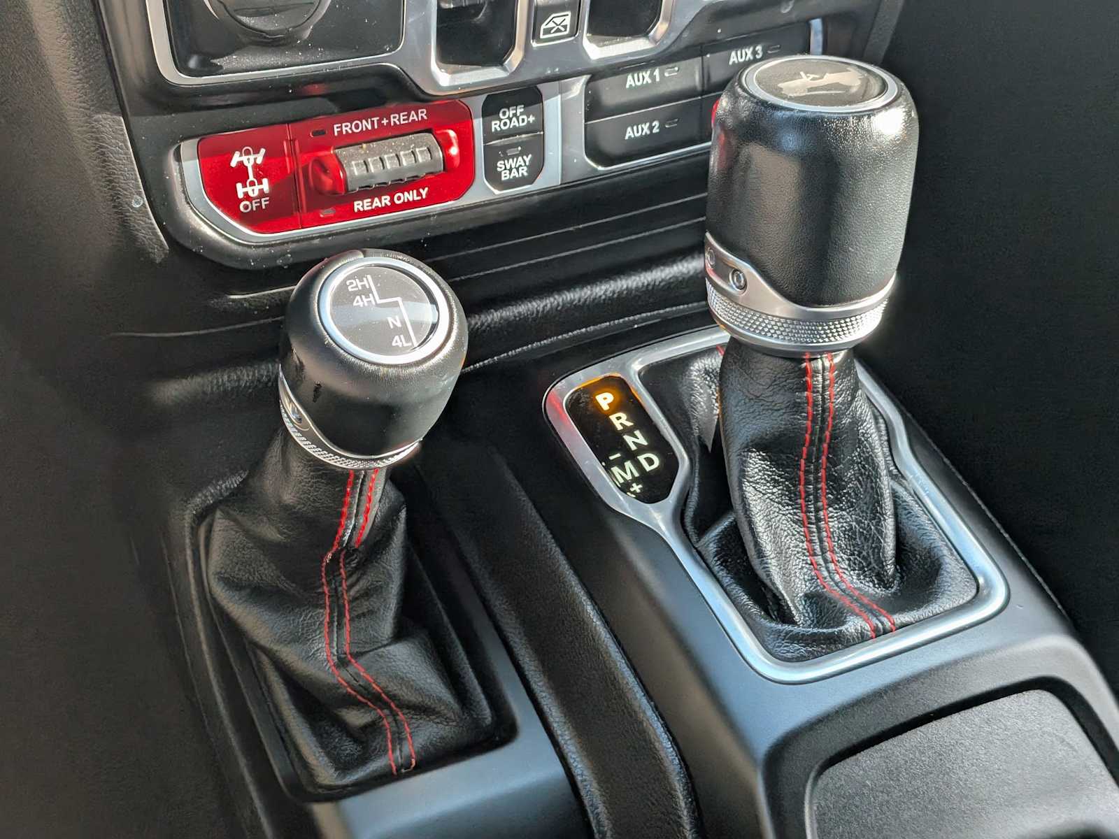 Thumbnail: 2023 Jeep Wrangler - 32