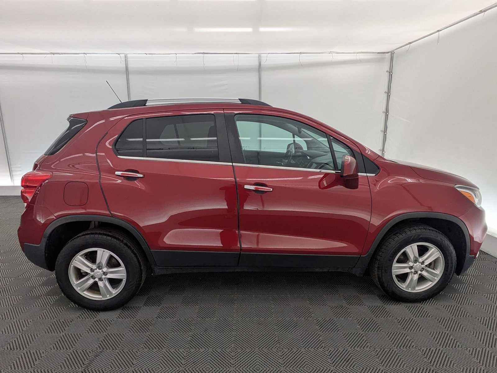 Thumbnail: 2020 Chevrolet Trax - 7