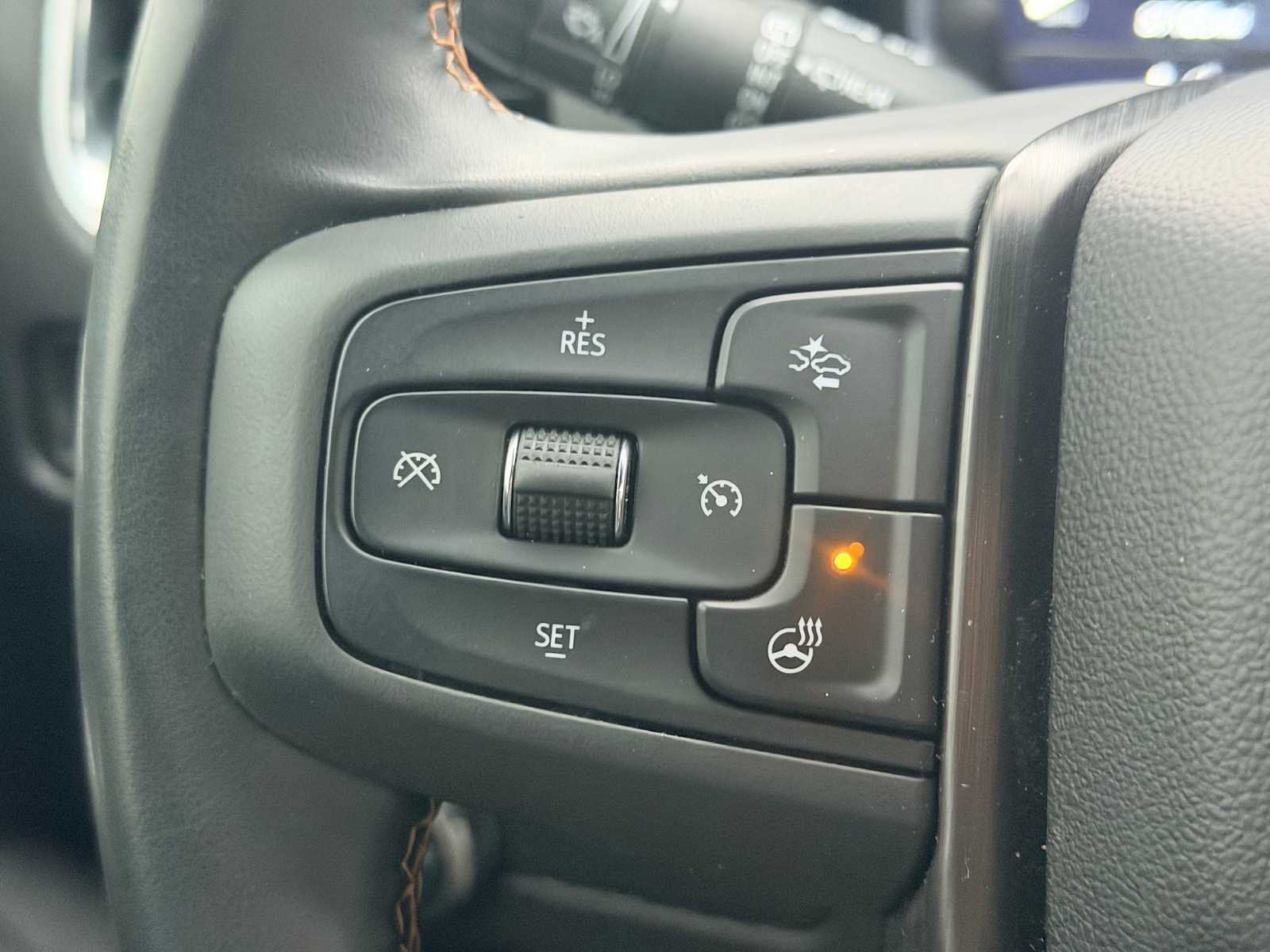 Thumbnail: 2023 GMC Yukon - 25