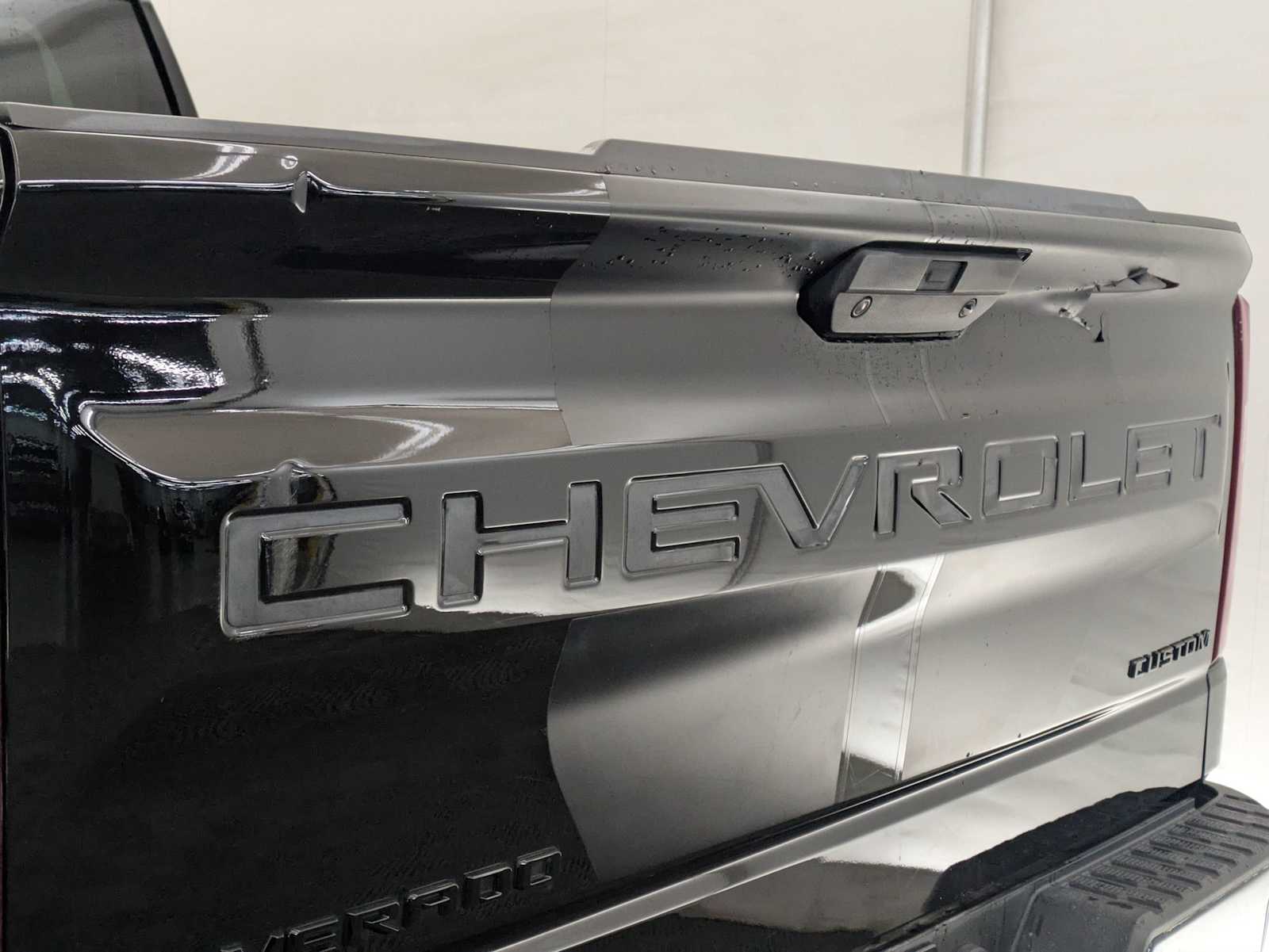 Thumbnail: 2021 Chevrolet Silverado 1500 - 12