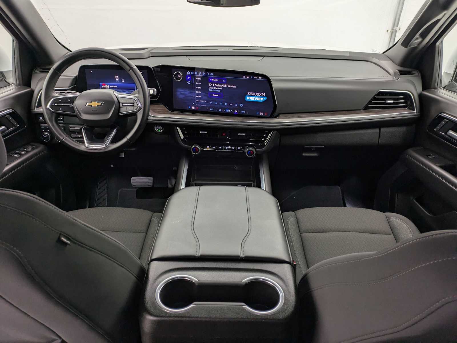 Thumbnail: 2025 Chevrolet Suburban - 14