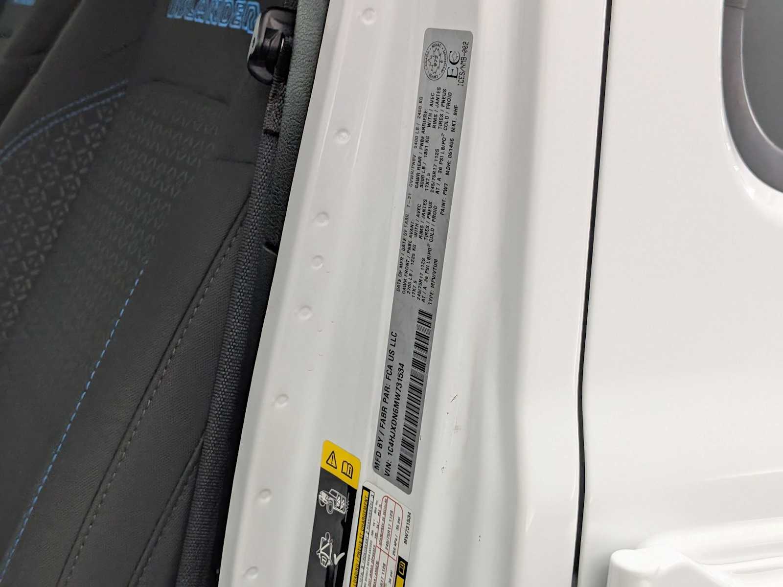 Thumbnail: 2021 Jeep Wrangler - 35