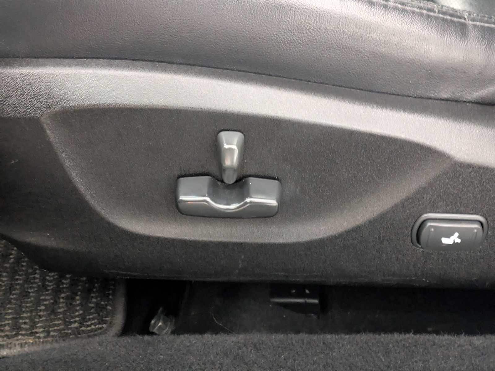 Thumbnail: 2011 Subaru Forester - 18