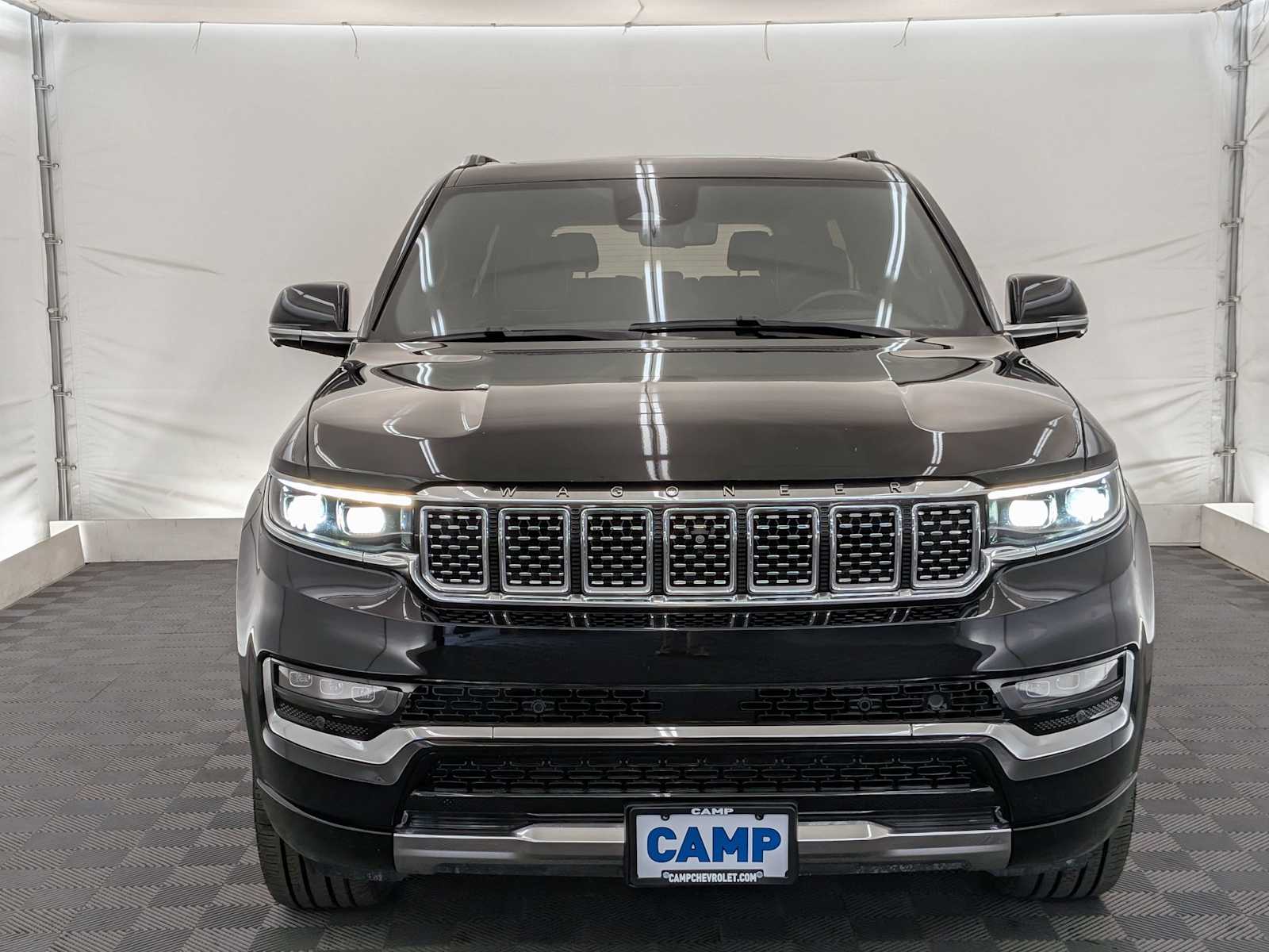 Thumbnail: 2023 Jeep Grand Wagoneer - 9