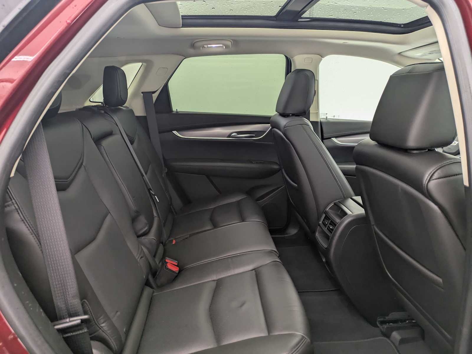 Thumbnail: 2017 Cadillac XT5 - 22