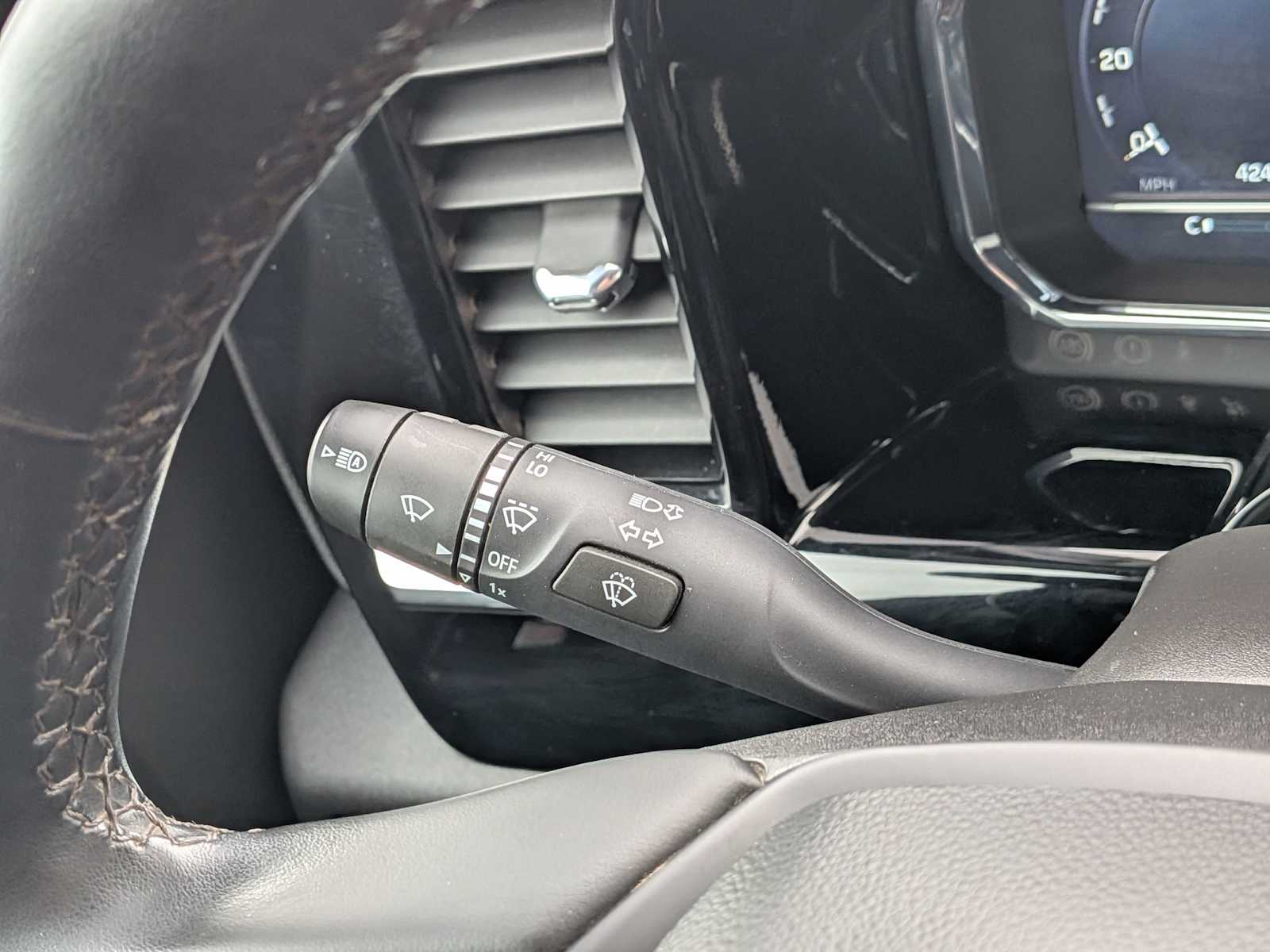 Thumbnail: 2023 Chevrolet Silverado 1500 - 28