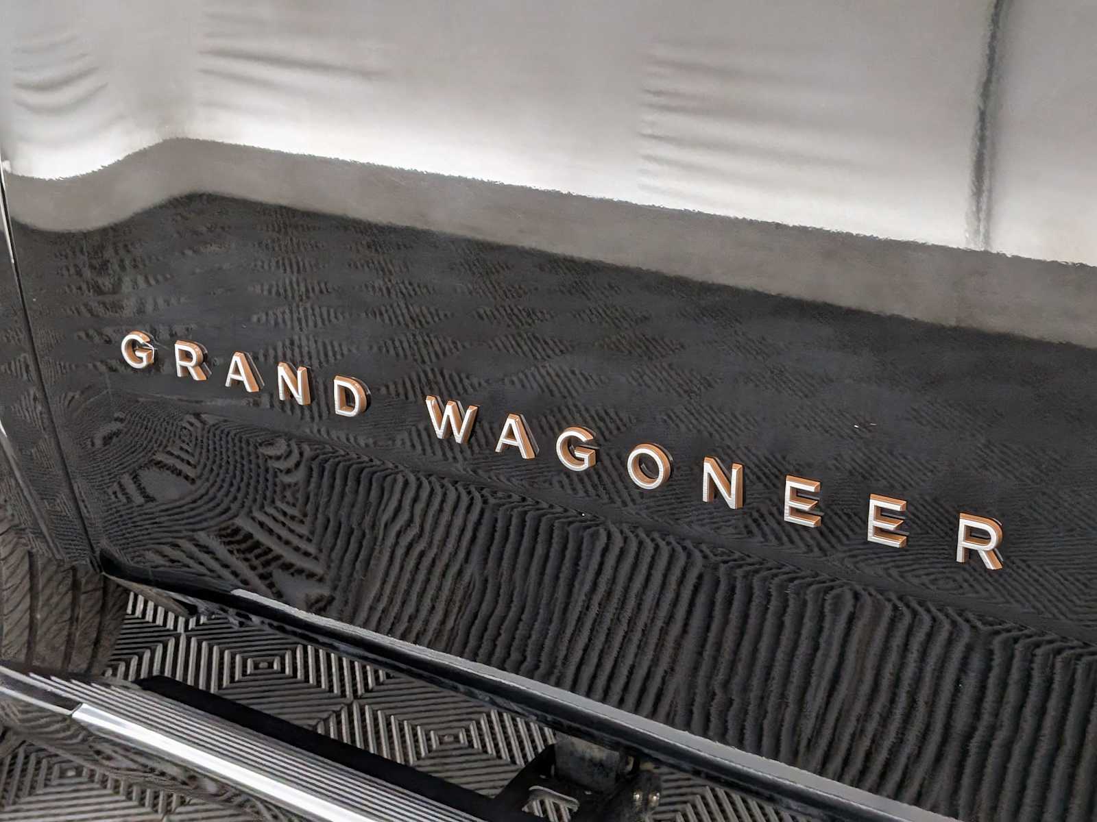Thumbnail: 2023 Jeep Grand Wagoneer - 11