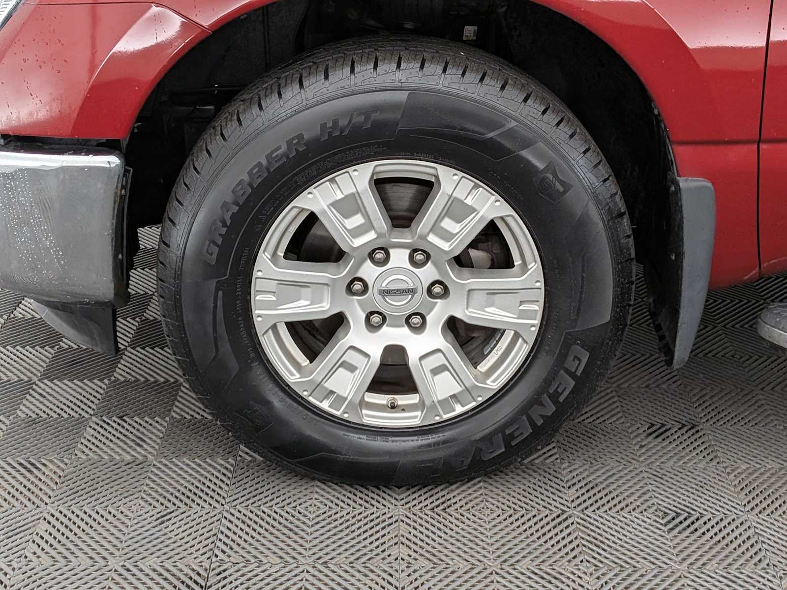 Thumbnail: 2019 Nissan Titan - 15