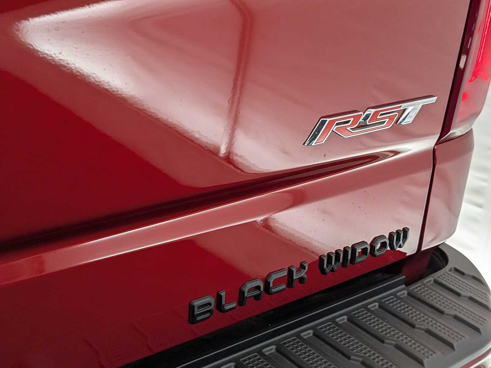 Thumbnail: 2025 Chevrolet Silverado 1500 - 15