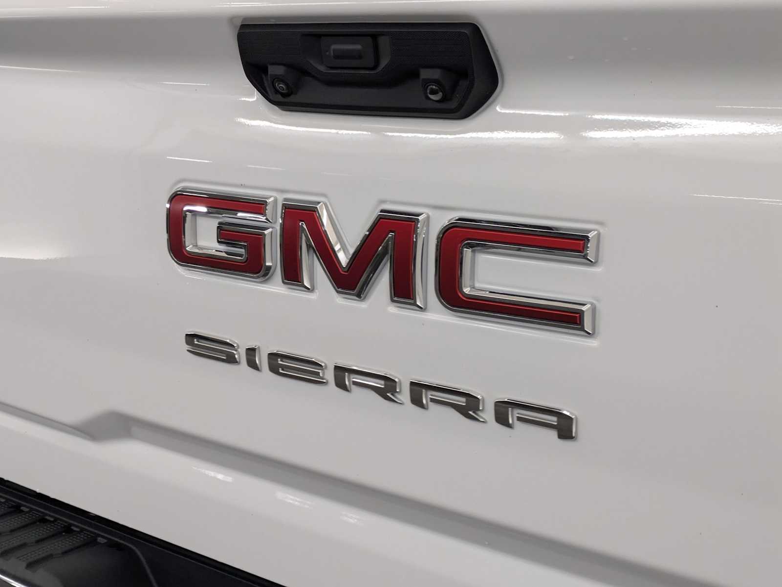 Thumbnail: 2025 GMC Sierra 3500 - 13