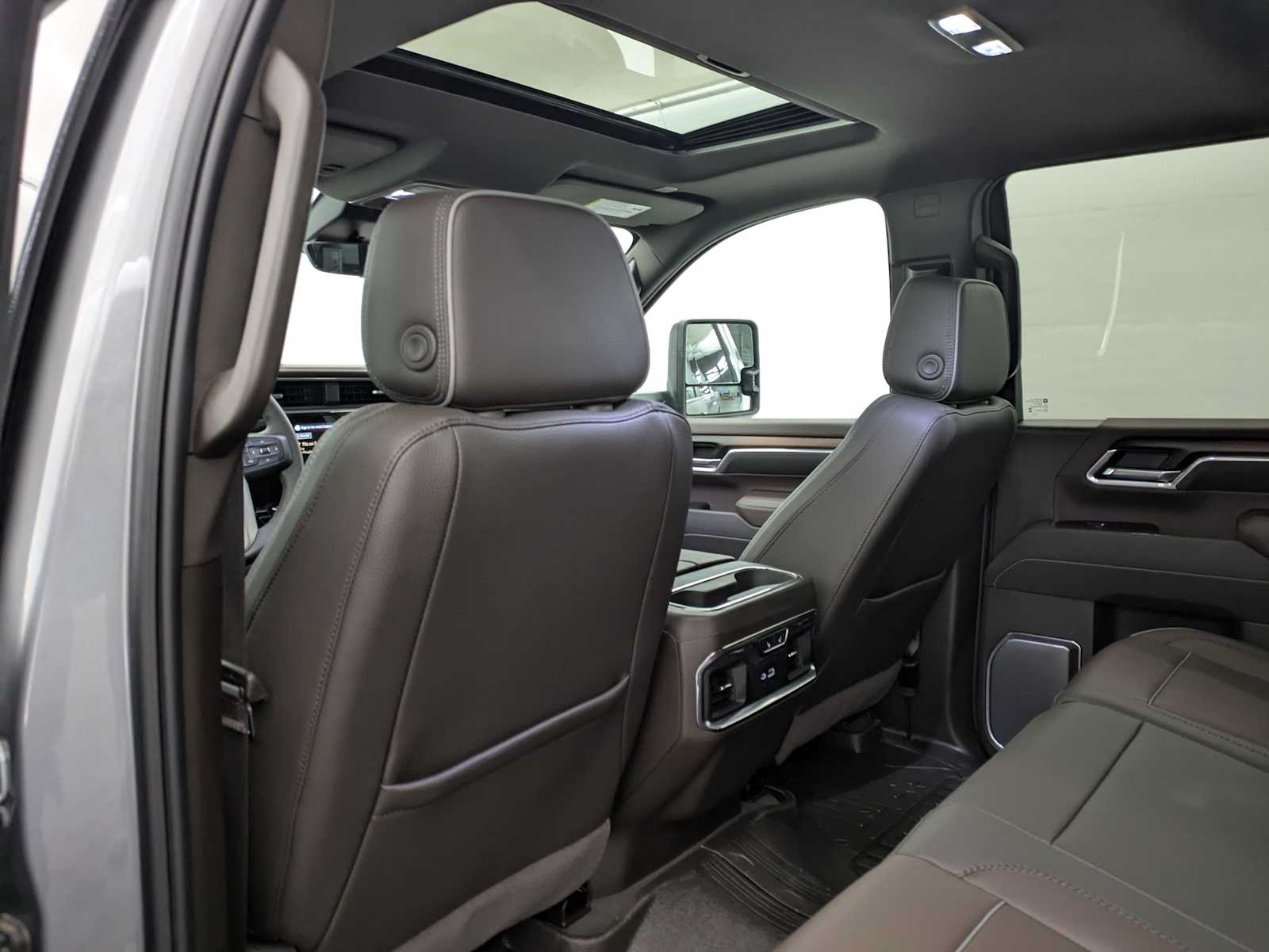 Thumbnail: 2025 GMC Sierra 2500 - 20