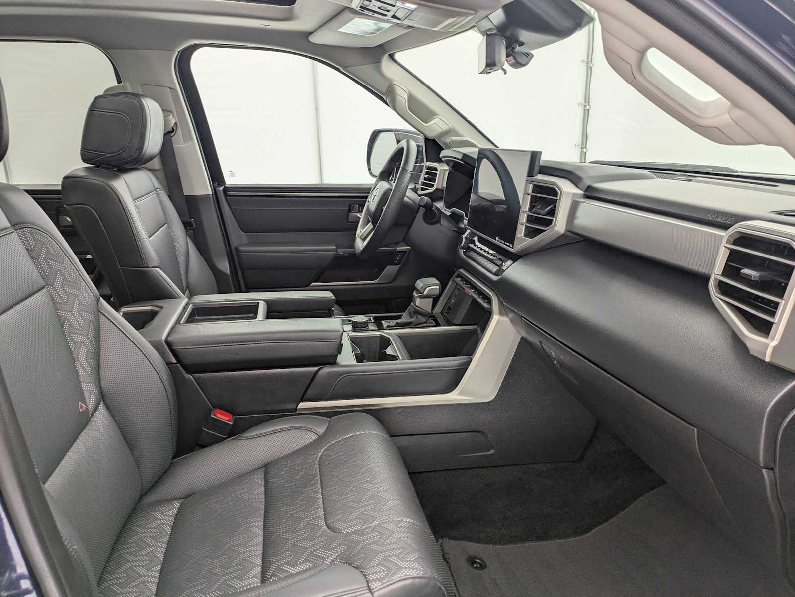 Thumbnail: 2024 Toyota Tundra - 24