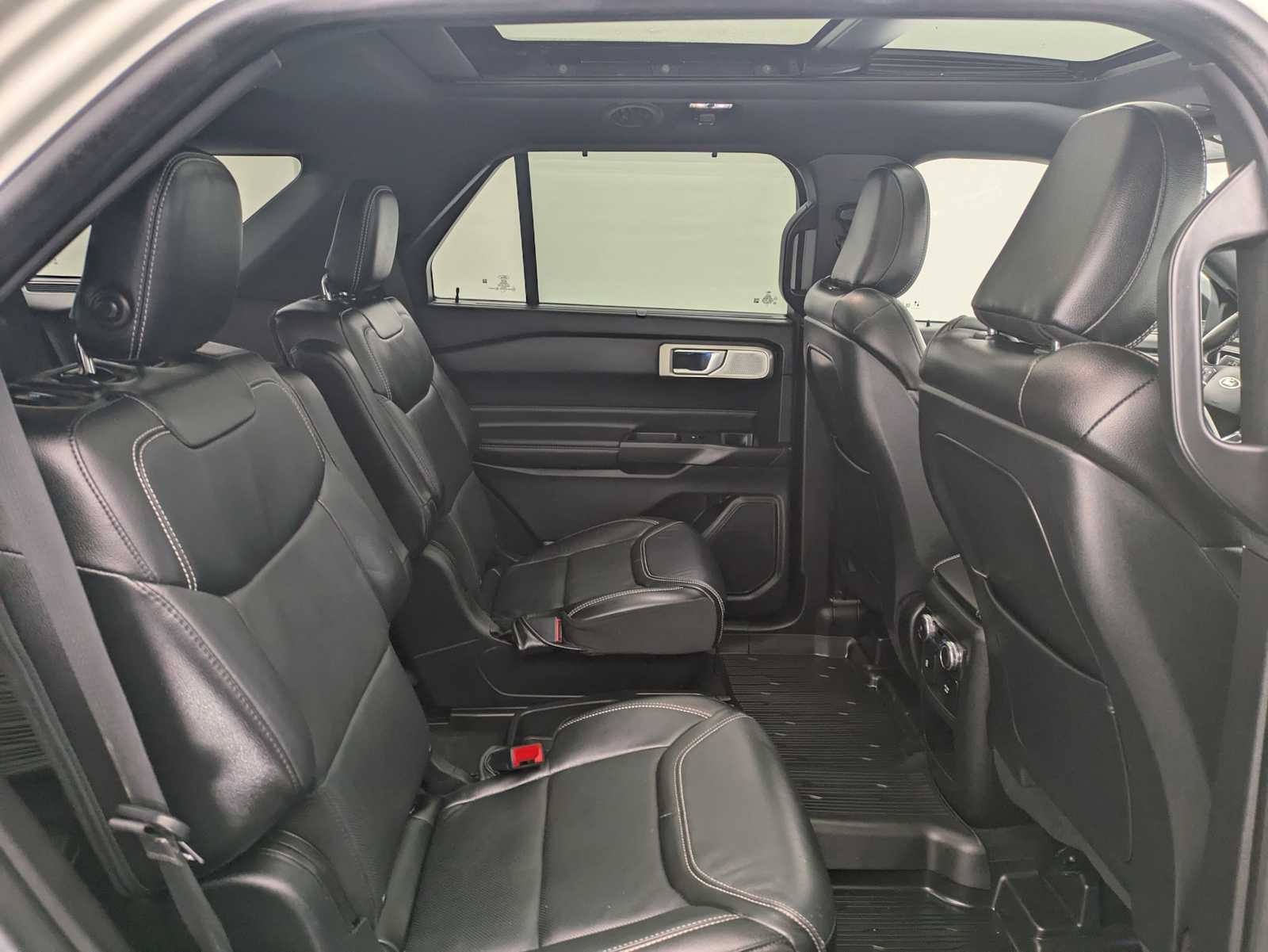 Thumbnail: 2020 Ford Explorer - 20