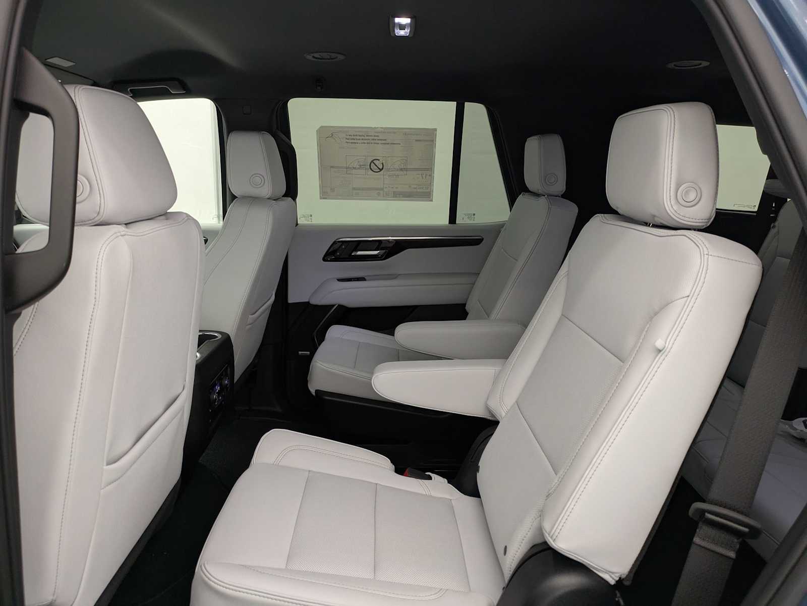Thumbnail: 2026 Chevrolet Tahoe - 20