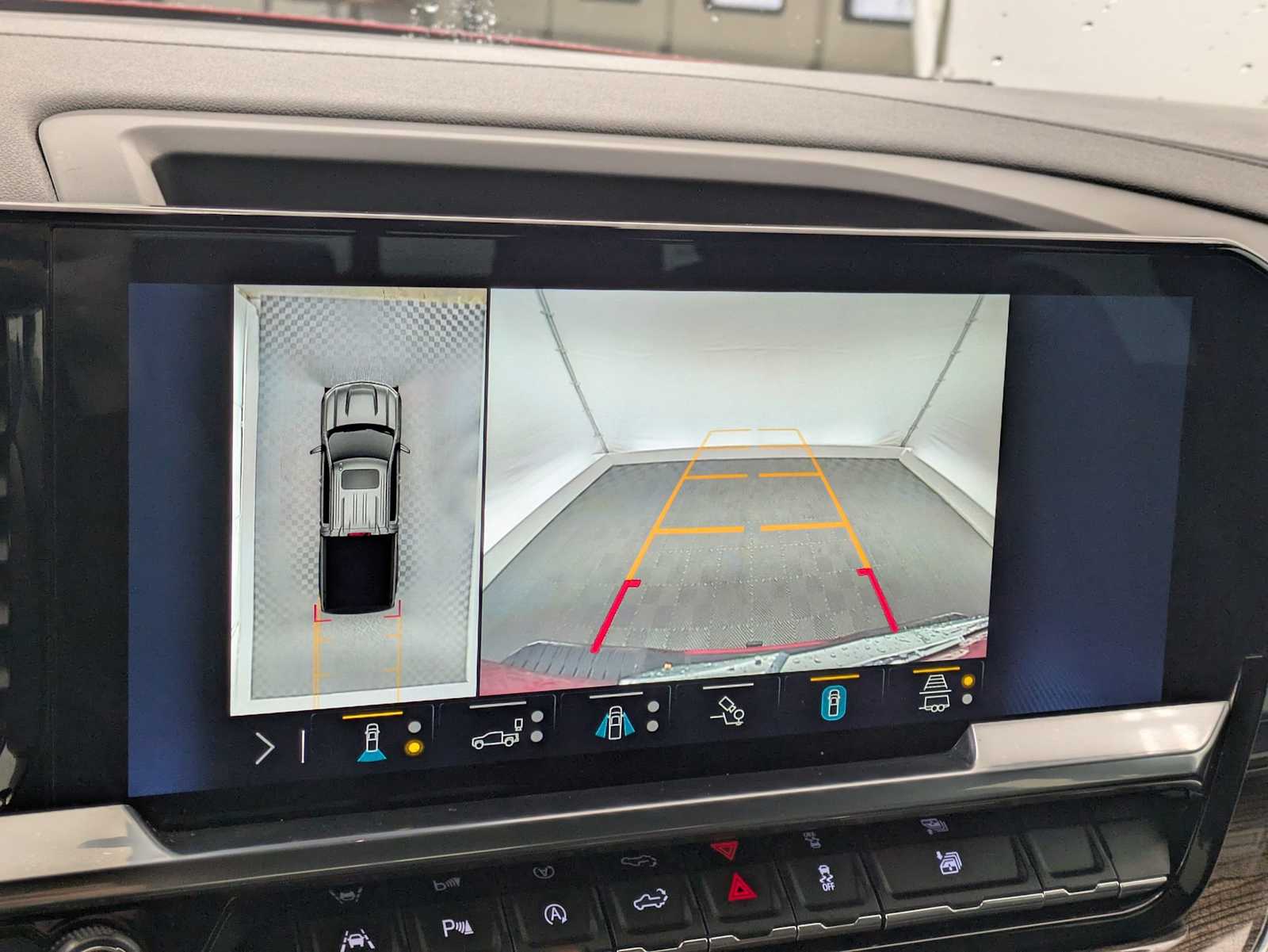 Thumbnail: 2023 Chevrolet Silverado 1500 - 30