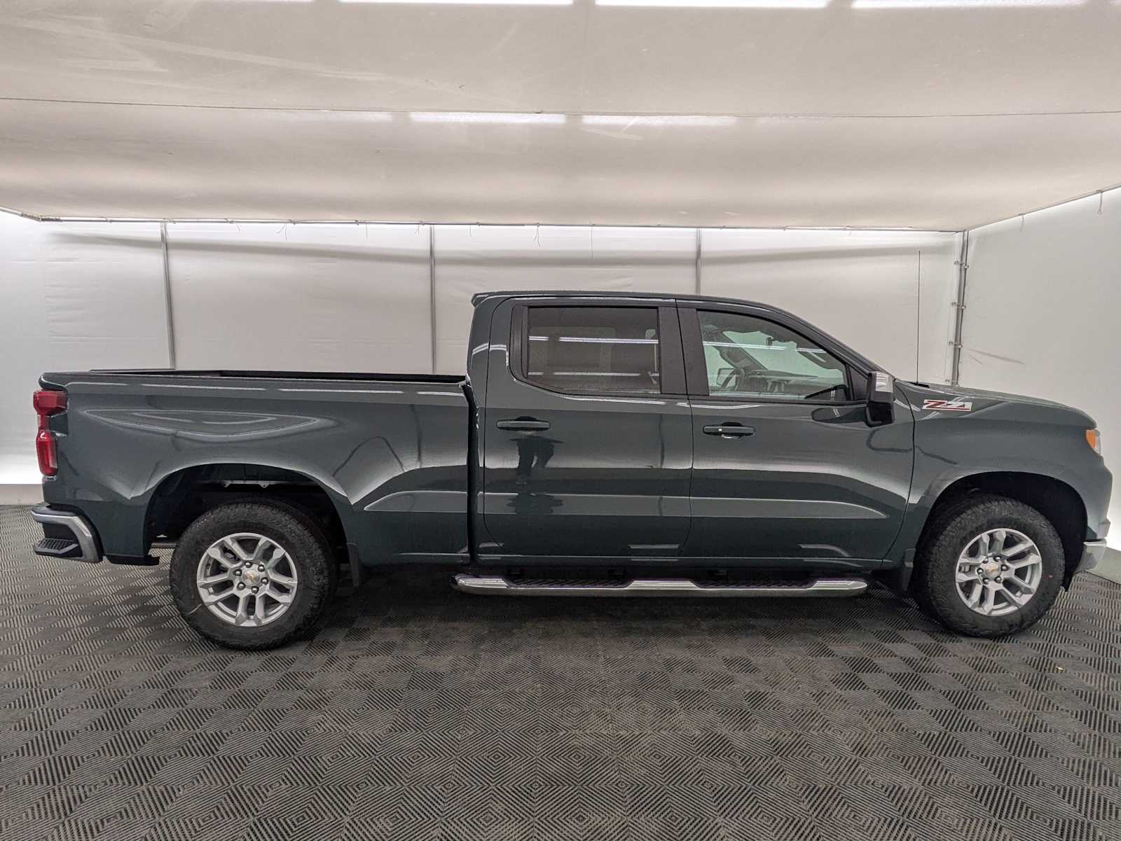 Thumbnail: 2026 Chevrolet Silverado 1500 - 7