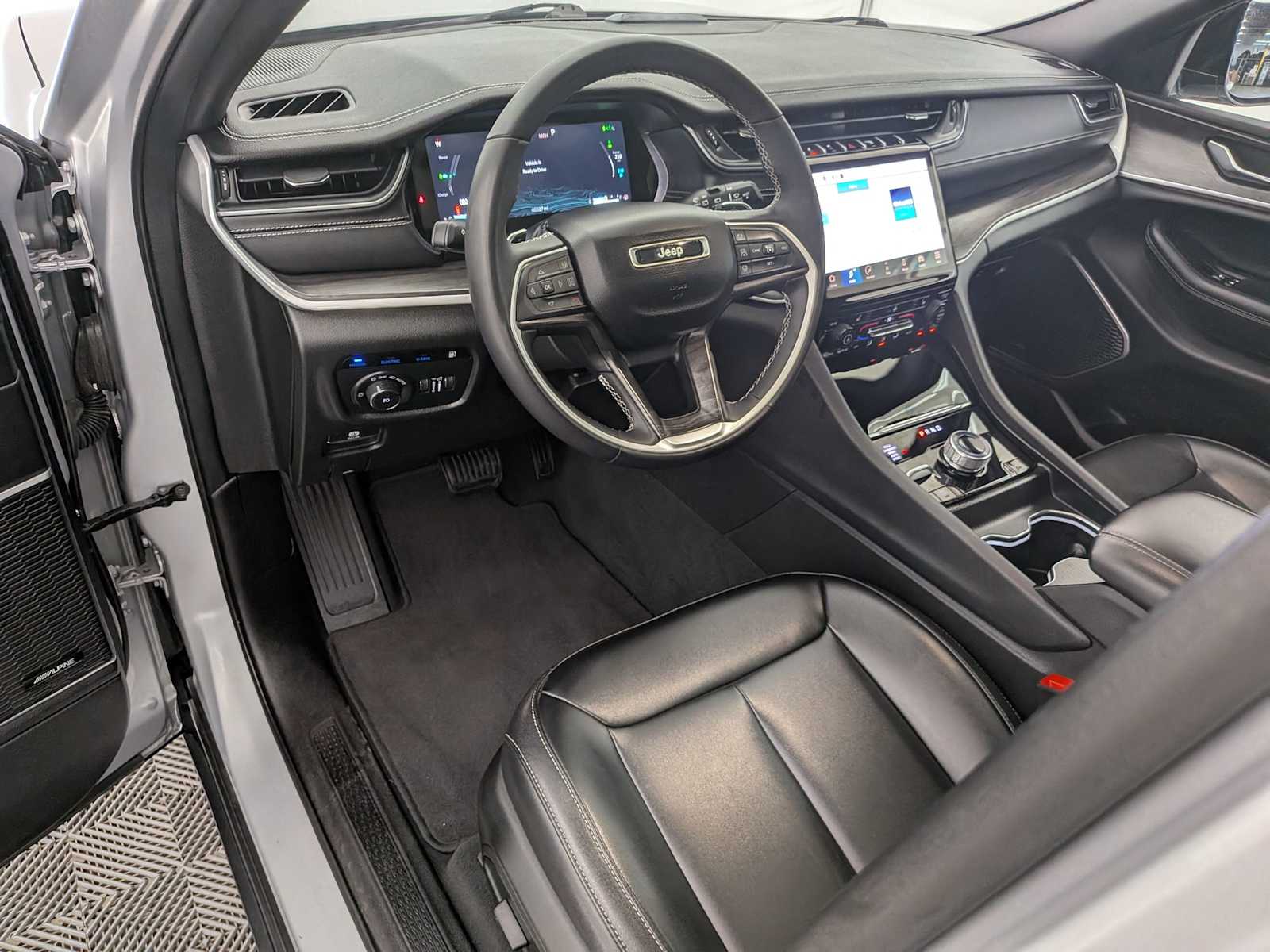 Thumbnail: 2024 Jeep Grand Cherokee - 2