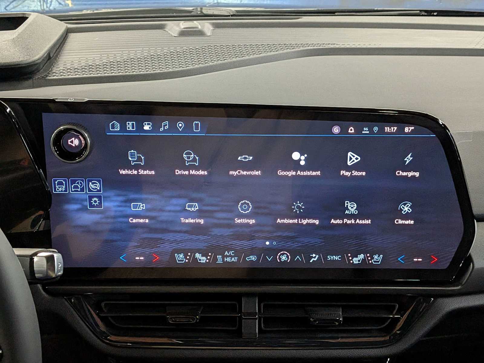 Thumbnail: 2026 Chevrolet Equinox - 28