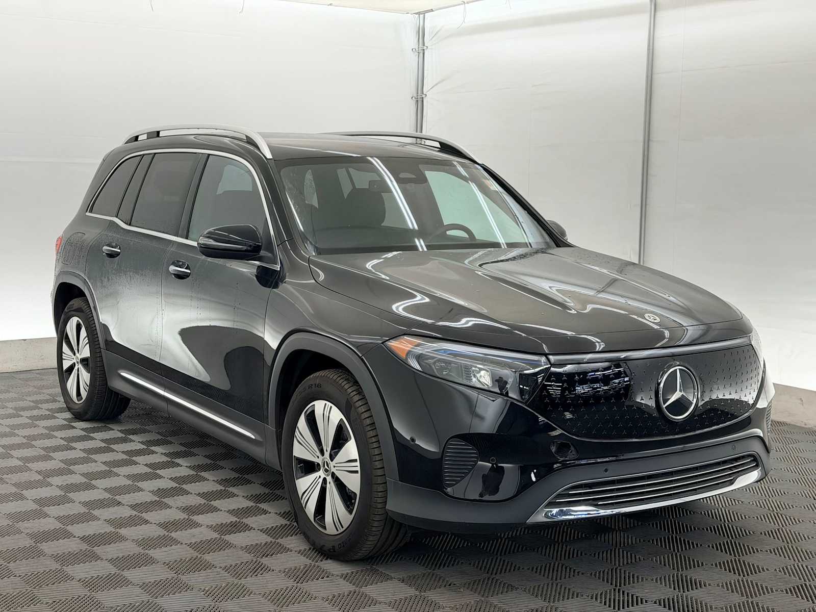 Thumbnail: 2024 Mercedes-Benz EQB - 8