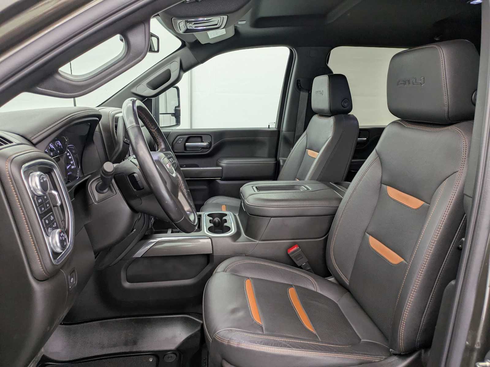 Thumbnail: 2022 GMC Sierra 3500 - 16