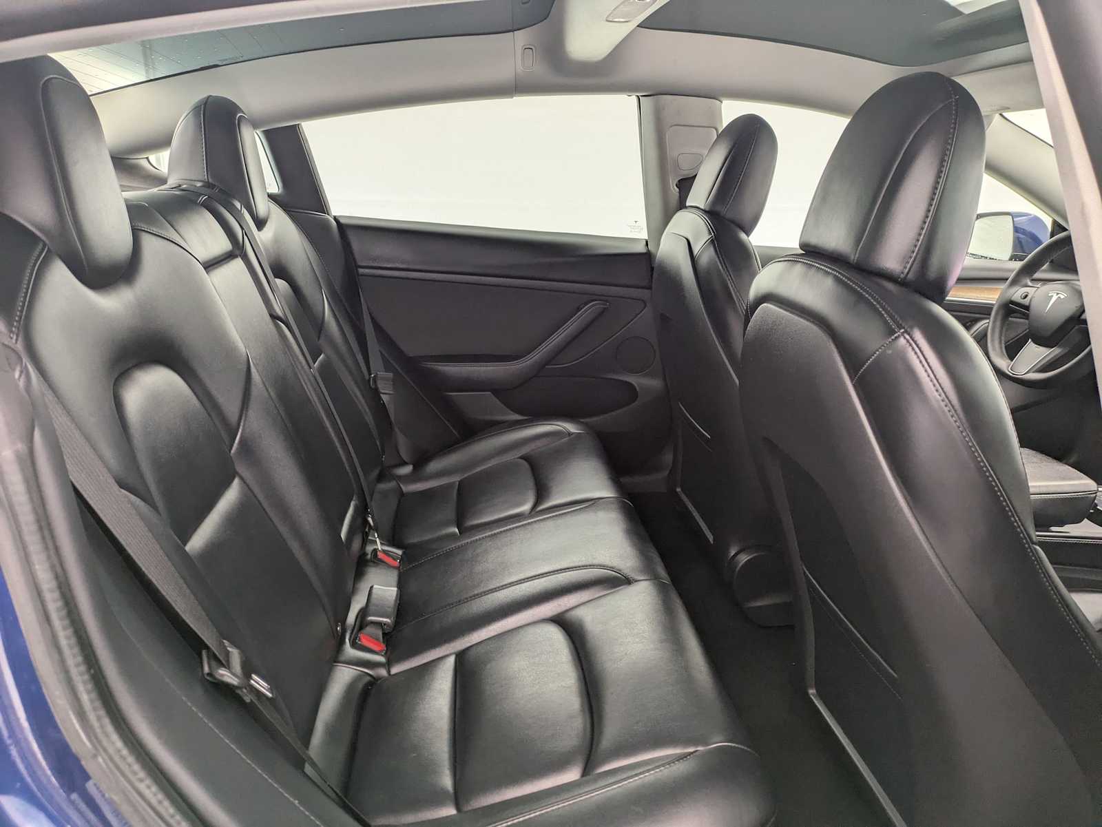 Thumbnail: 2022 Tesla Model 3 - 18