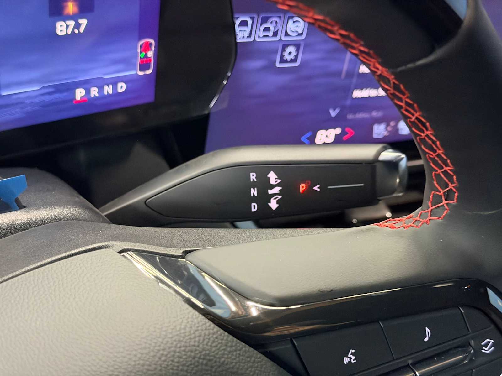 Thumbnail: 2026 Chevrolet Equinox - 32