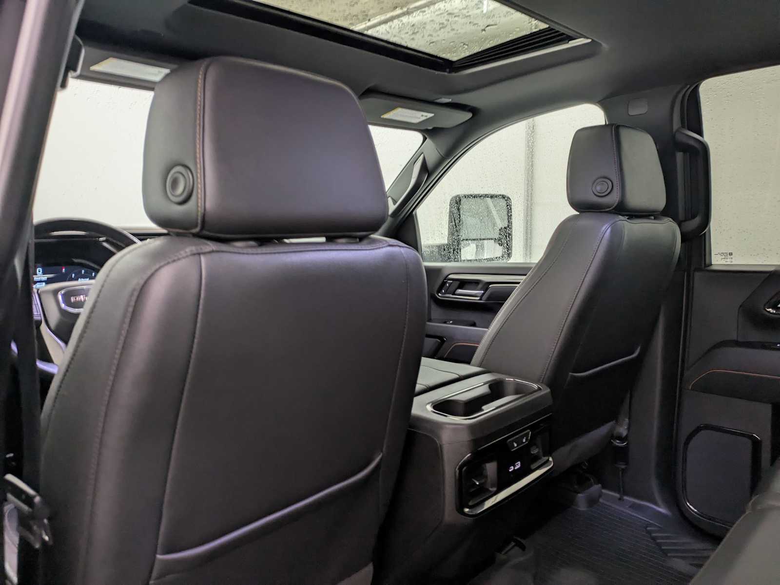 Thumbnail: 2024 GMC Sierra 3500 - 20