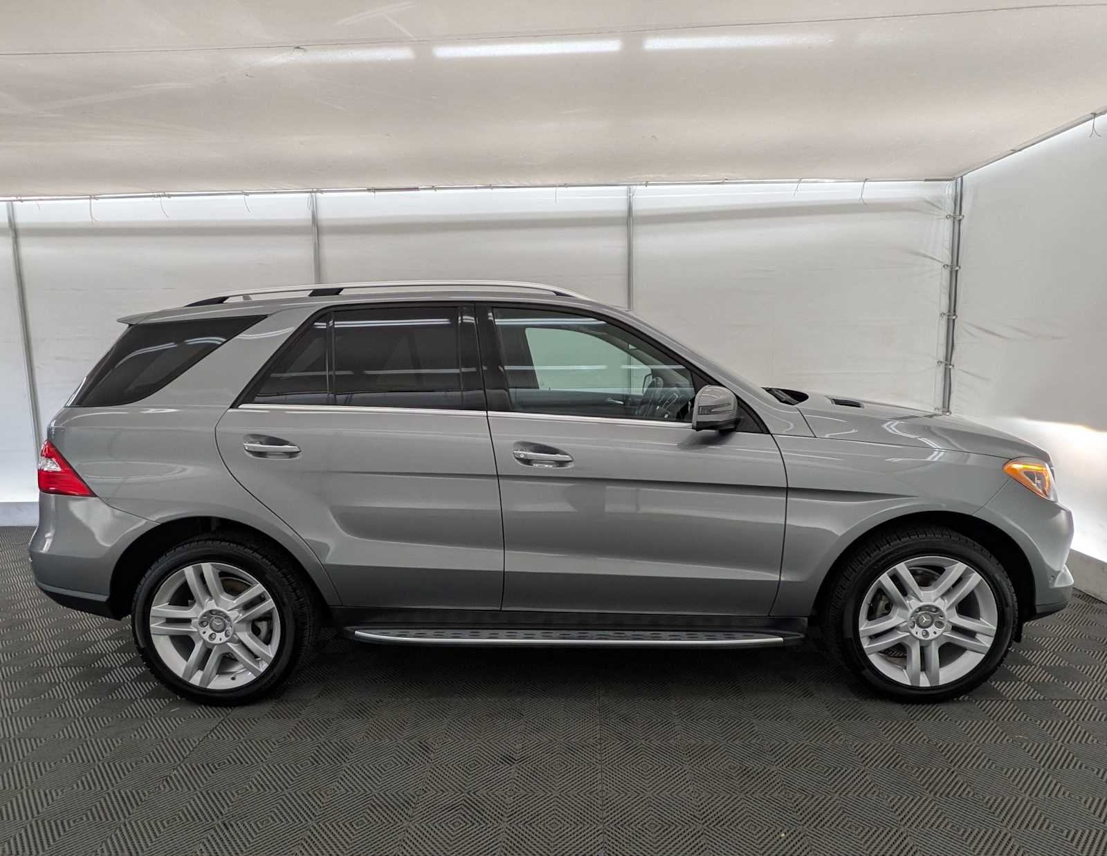 Thumbnail: 2015 Mercedes-Benz M-Class - 7