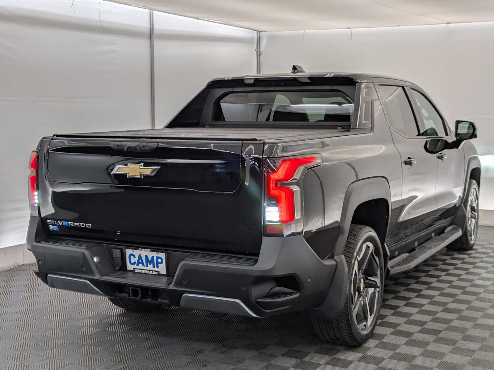 Thumbnail: 2026 Chevrolet Silverado EV - 6