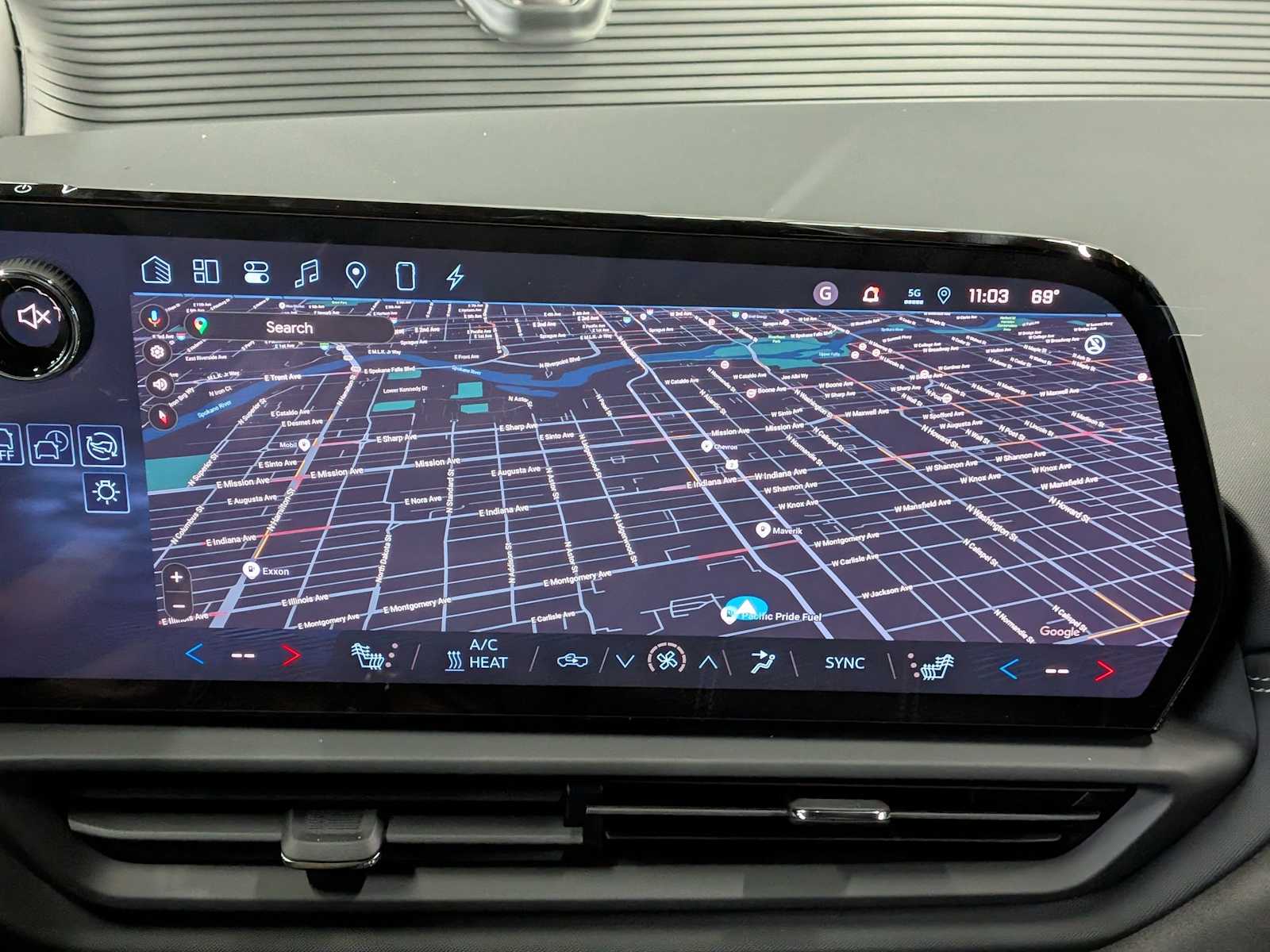 Thumbnail: 2026 Chevrolet Silverado EV - 25