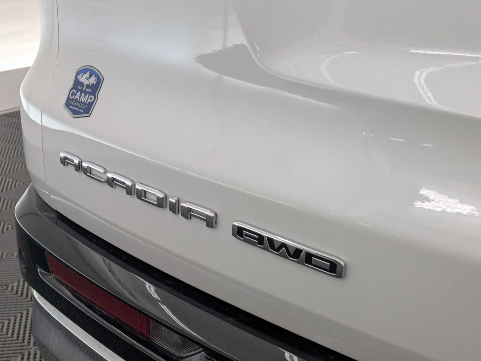 Thumbnail: 2024 GMC Acadia - 14