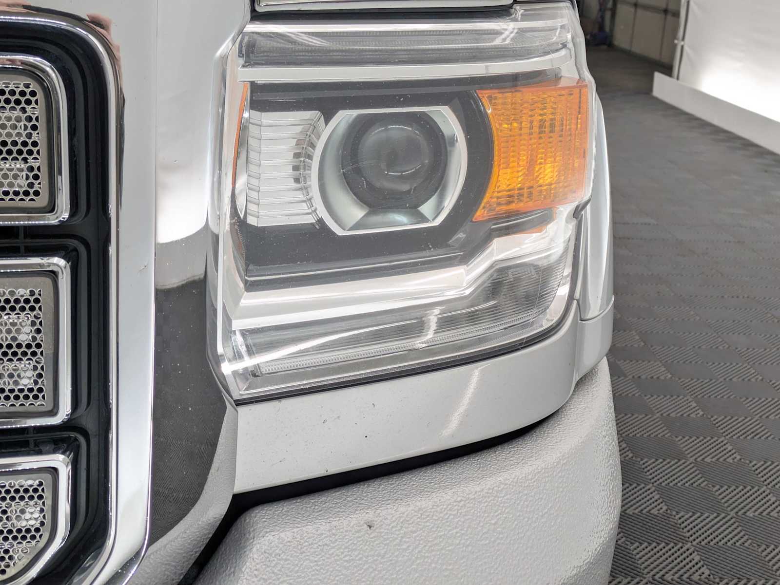 Thumbnail: 2019 GMC Sierra 2500 - 10