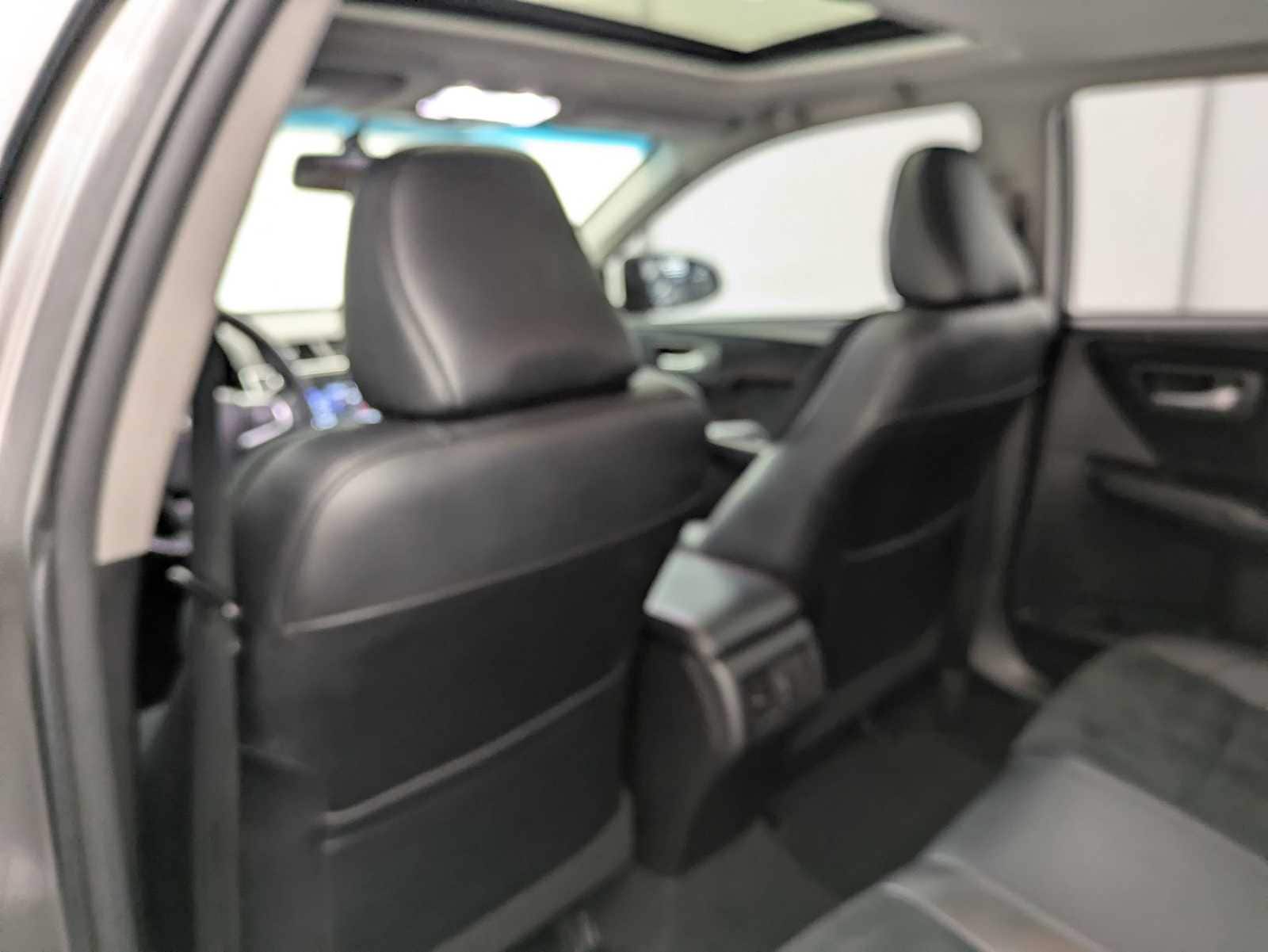 Thumbnail: 2017 Toyota Camry - 19