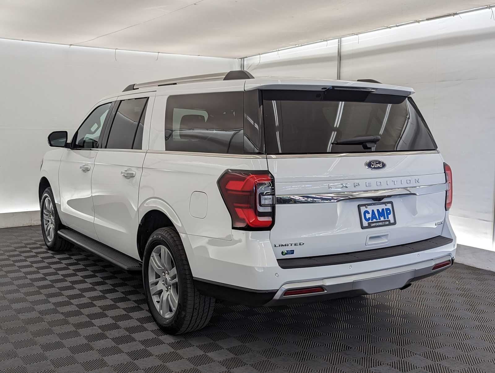 2024 Ford Expedition MAX Limited photo 4