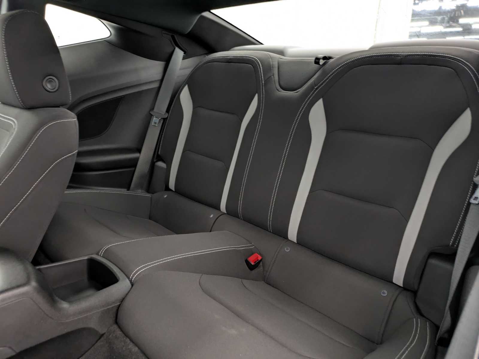 Thumbnail: 2019 Chevrolet Camaro - 18