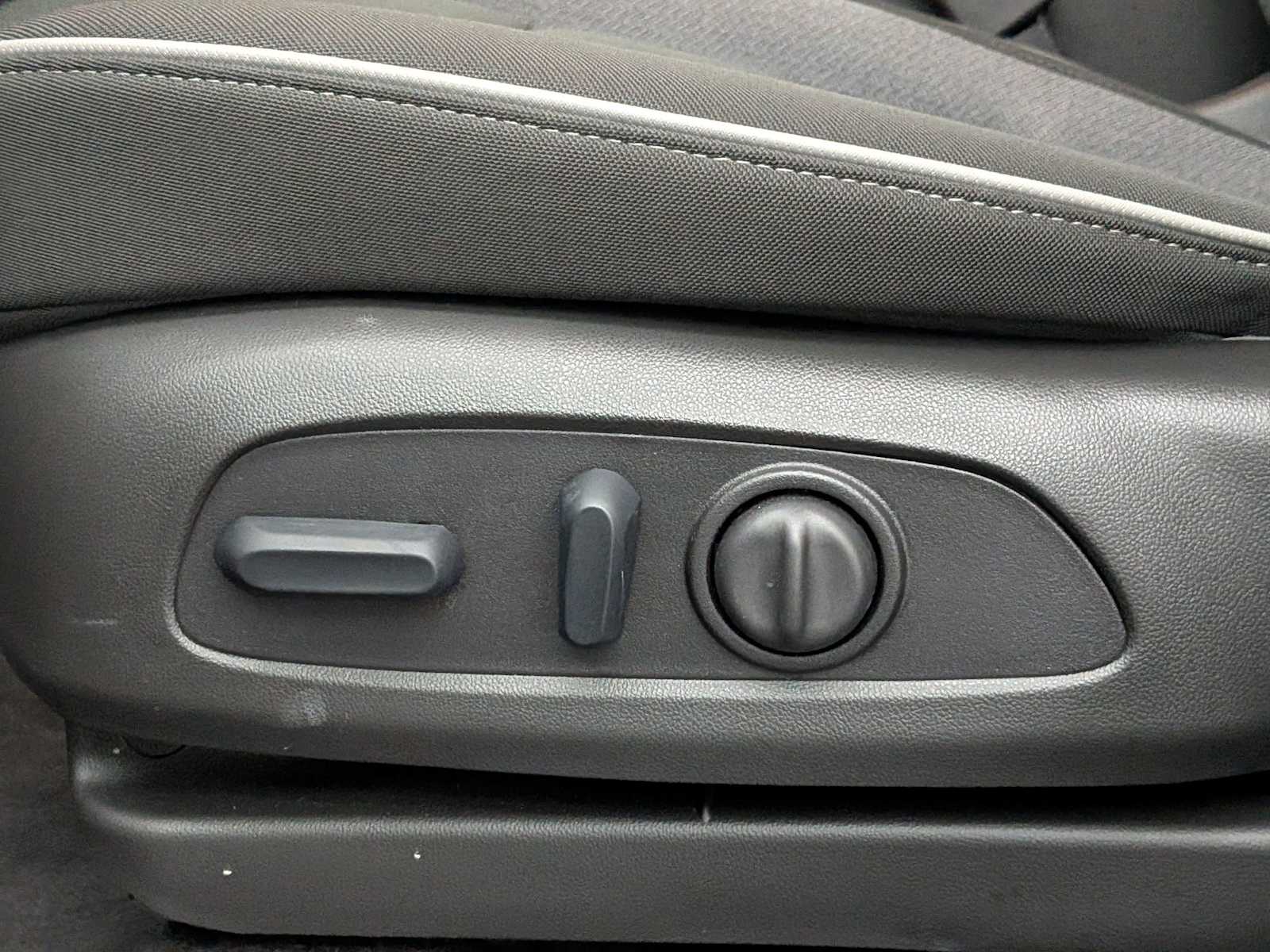 Thumbnail: 2025 Chevrolet TrailBlazer - 18